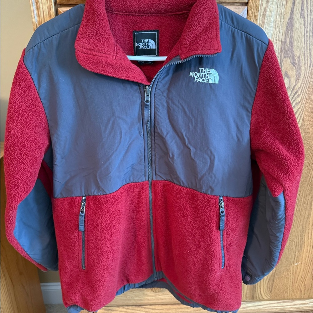 The North Face Youth/Teen Red and Gray Denali